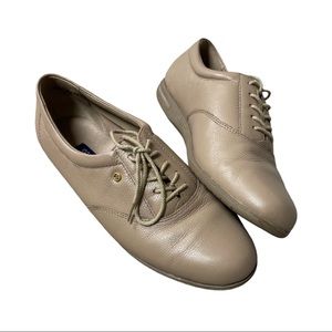 Easy Spirit Anti Gravity Shoes Size 8 1/2